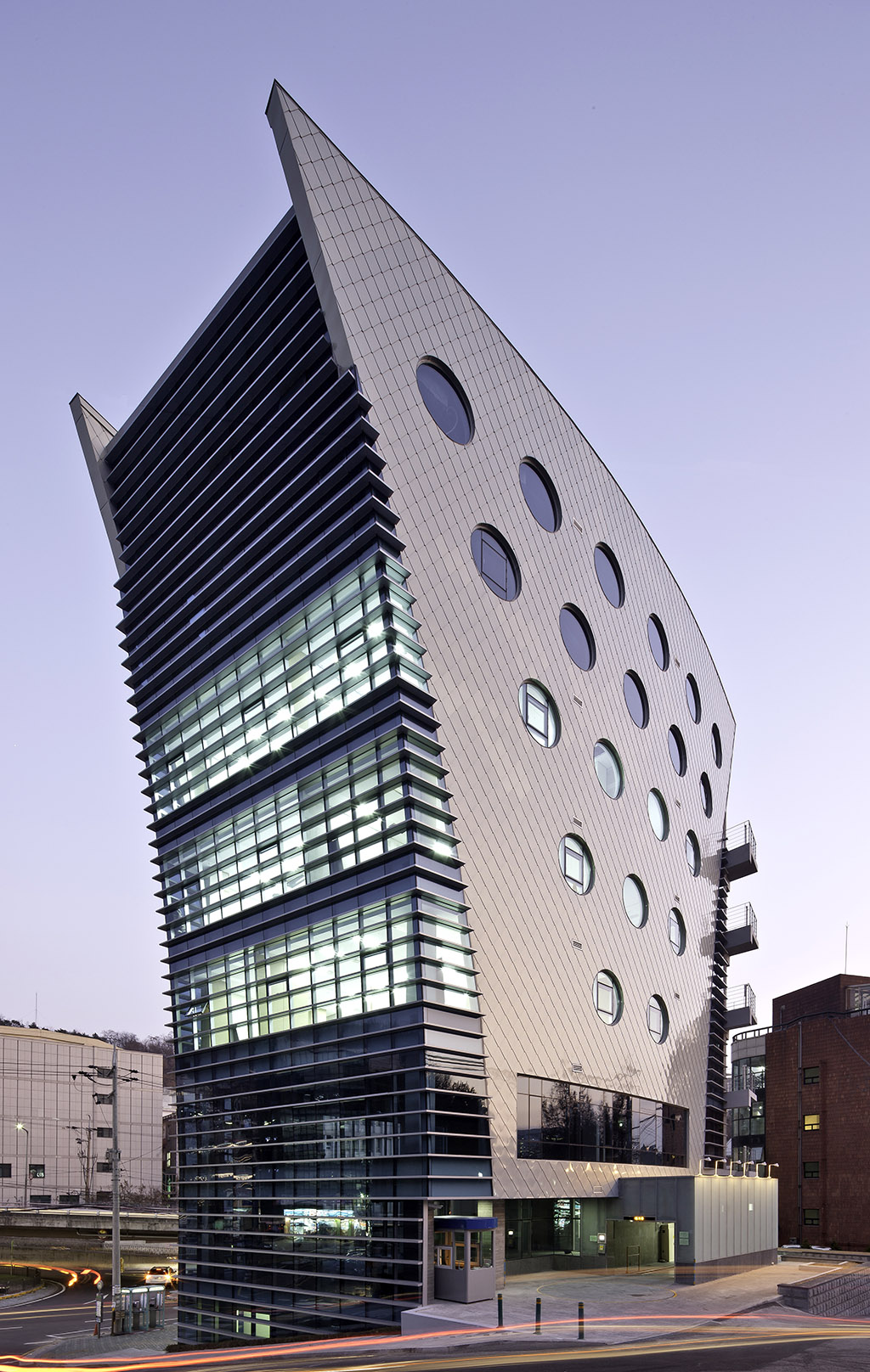 Y25 Building Y BuildingY 빌딩 – ONGODANG architects